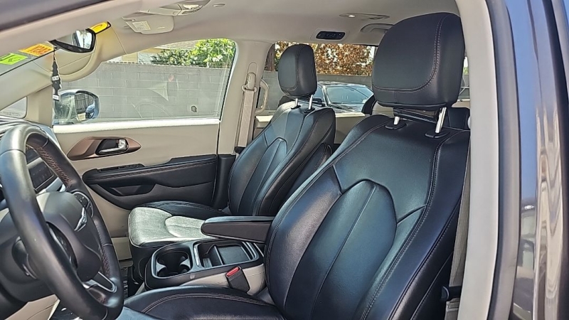 2017 Chrysler Pacifica Touring Plus