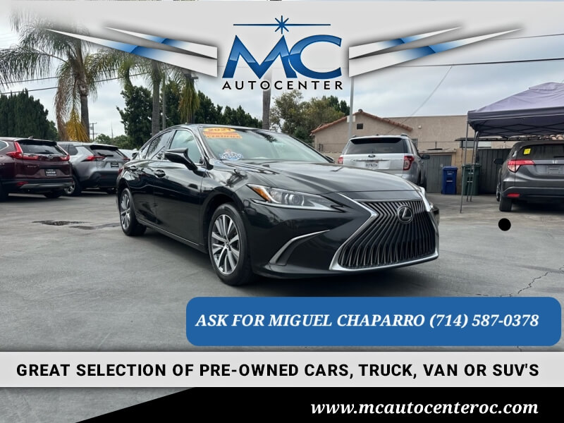 2021 Lexus ES 350's photo