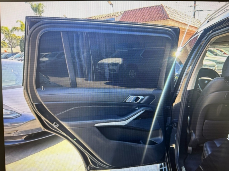 2021 BMW X7 40i - Photo 11