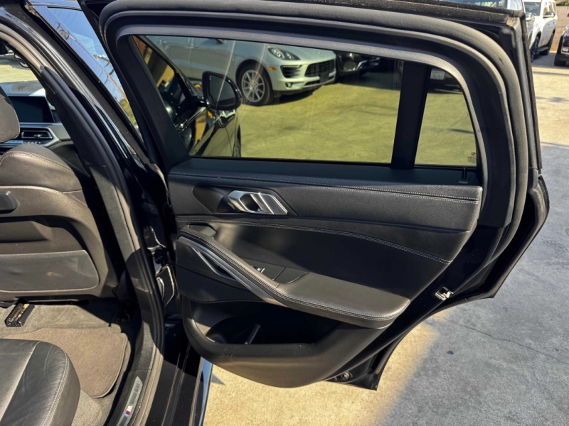 2022 BMW X6 40i - Photo 15