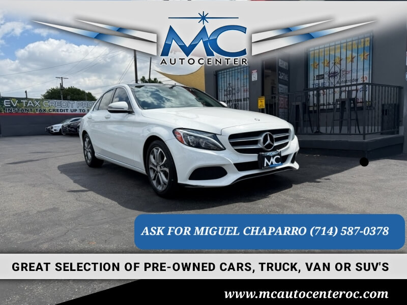 2016 Mercedes-Benz C-Class C300's photo