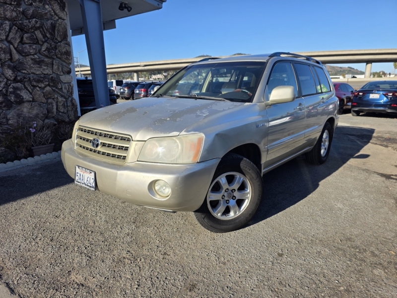 2003 Toyota Highlander Limited's photo