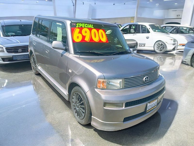 2006 Scion xB