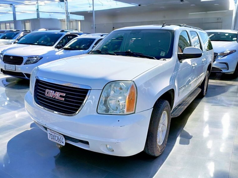 2012 GMC Yukon XL SLT's photo