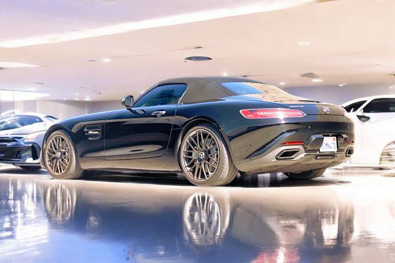 2018 Mercedes-Benz AMG GT Roadster Base - Photo 18