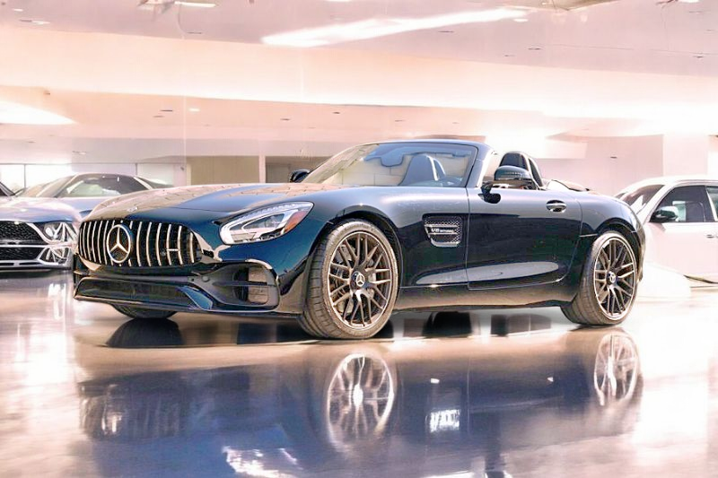 2018 Mercedes-Benz AMG GT Roadster Base - Photo 12