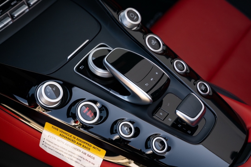2018 Mercedes-Benz AMG GT Roadster Base - Photo 34
