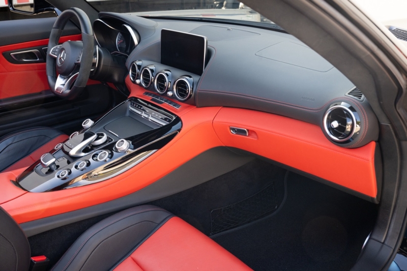 2018 Mercedes-Benz AMG GT Roadster Base - Photo 32
