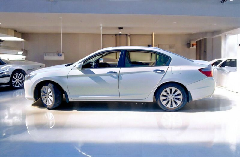 2013 Honda Accord EX-L - Photo 12