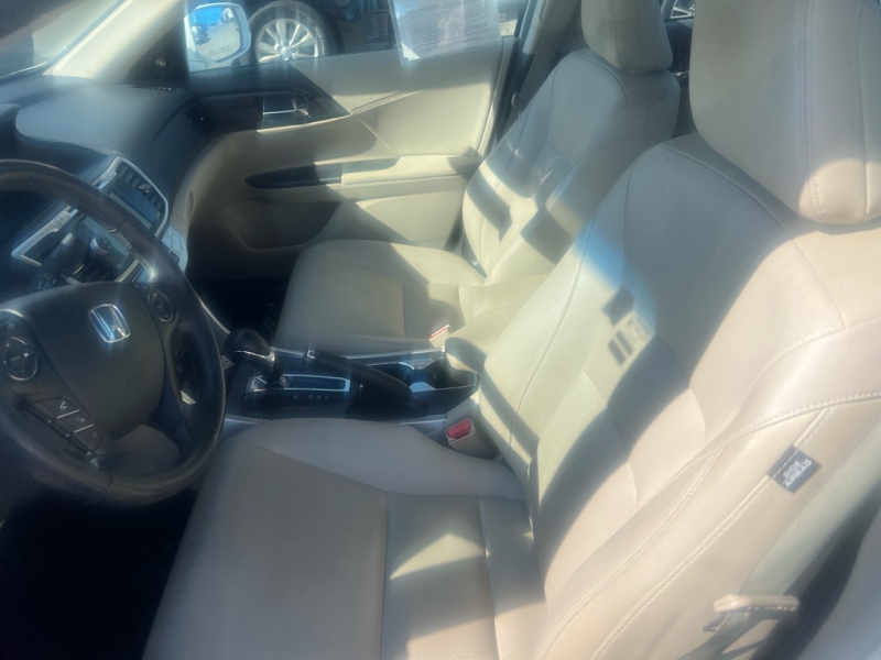 2013 Honda Accord EX-L - Photo 21