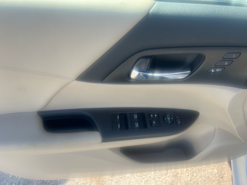 2013 Honda Accord EX-L - Photo 30