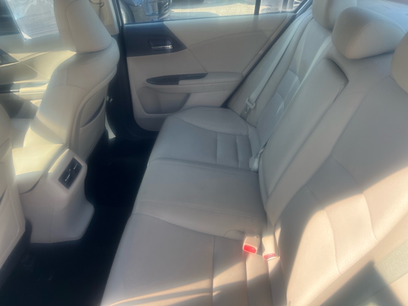 2013 Honda Accord EX-L - Photo 22