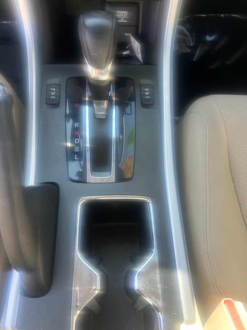 2013 Honda Accord EX-L - Photo 28