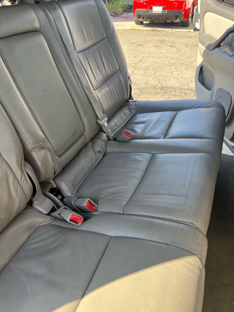 2006 Toyota Sequoia Limited - Photo 9