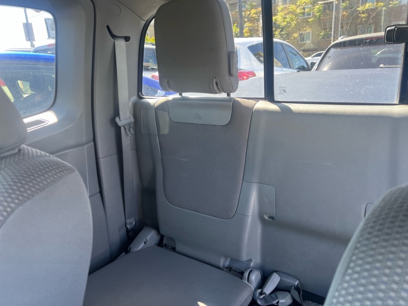 2013 Toyota Tacoma Base - Photo 22