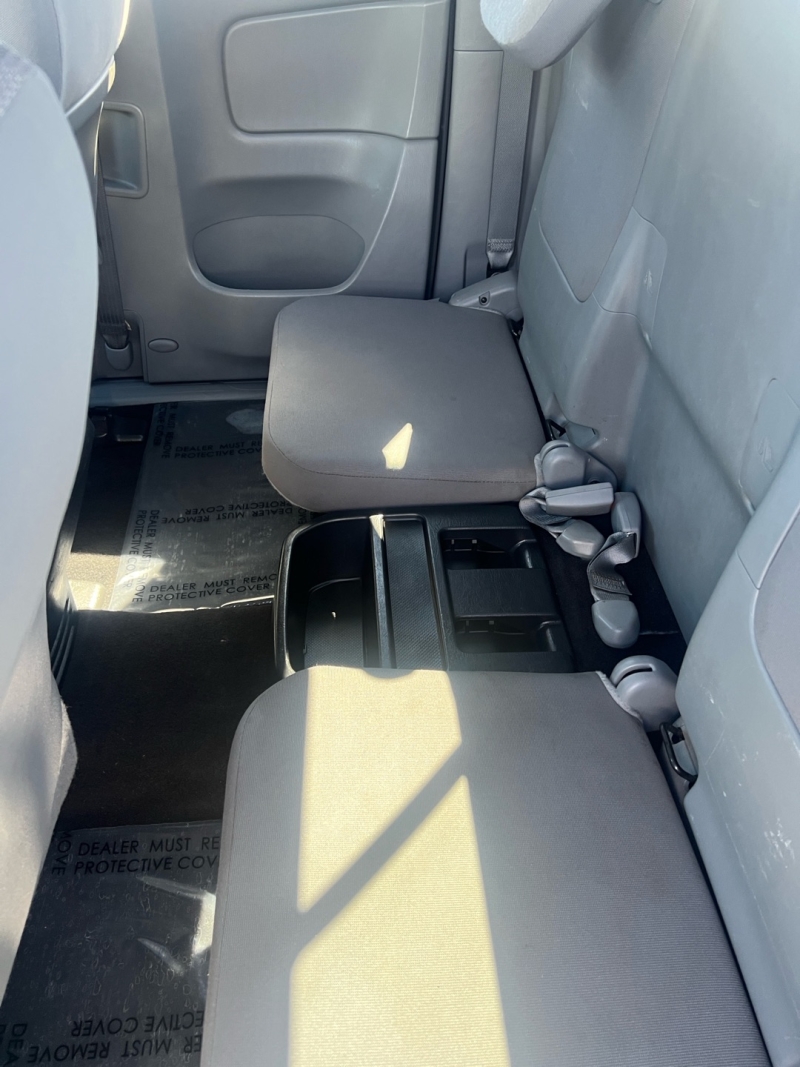 2013 Toyota Tacoma Base - Photo 27