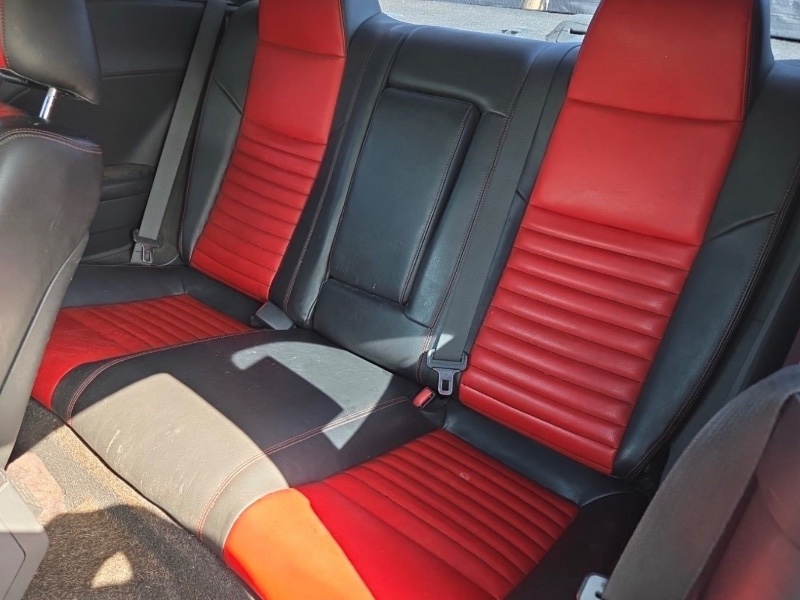 2014 Dodge Challenger SXT - Photo 11