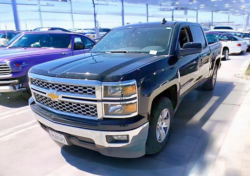 Vehicle Image 2