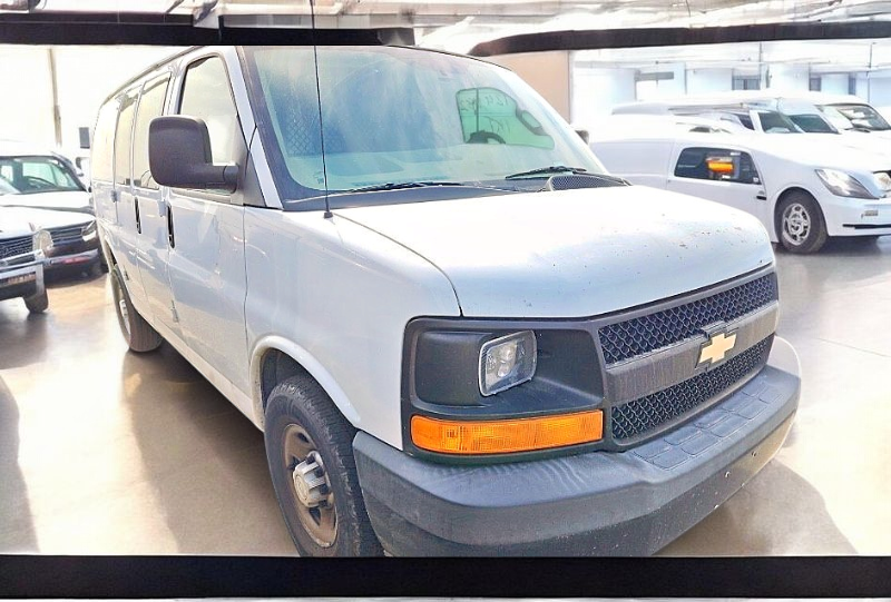 2017 Chevrolet Express 2500 Work Van HD's photo