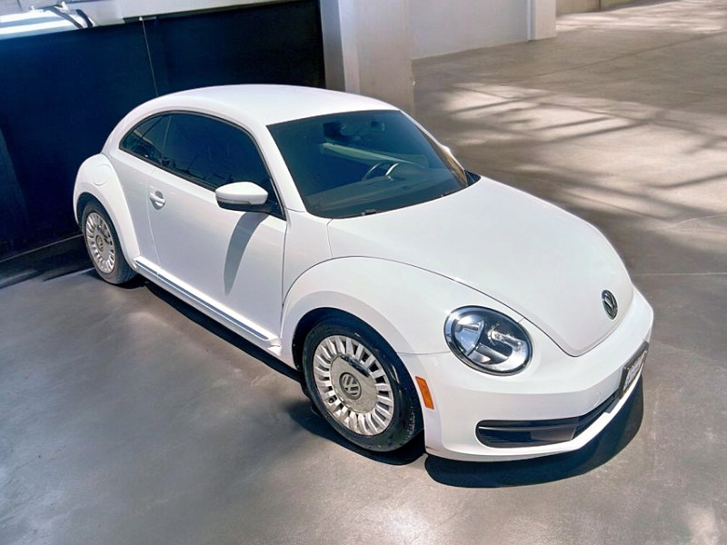 2014 Volkswagen Beetle 2.5L Auto PZEV's photo