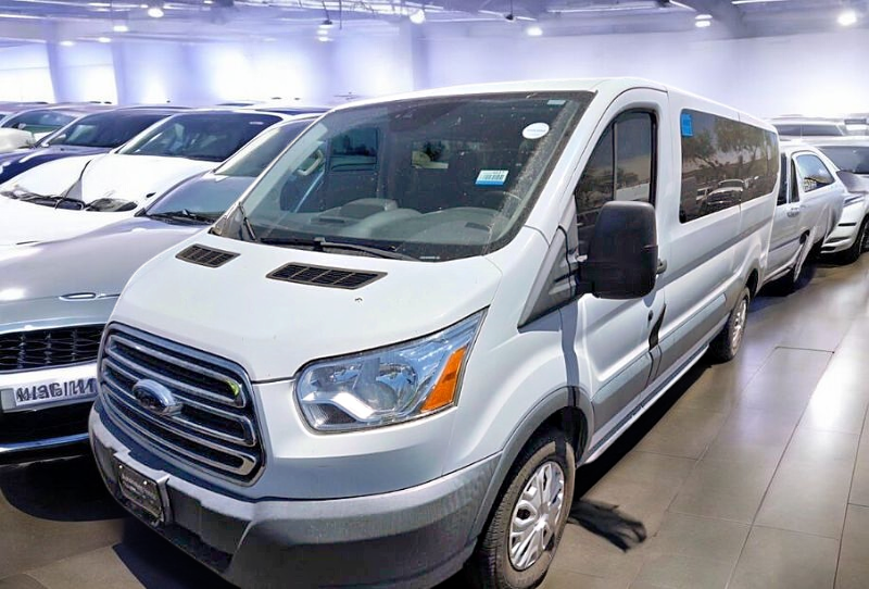 2018 Ford Transit 350 XL Wagon Low Roof Sliding Pass. 148's photo