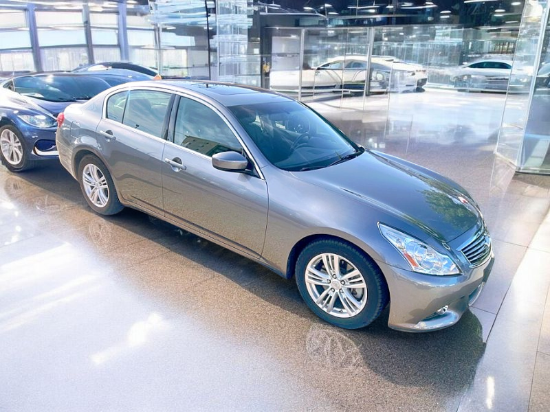 2011 INFINITI G 37 Journey's photo