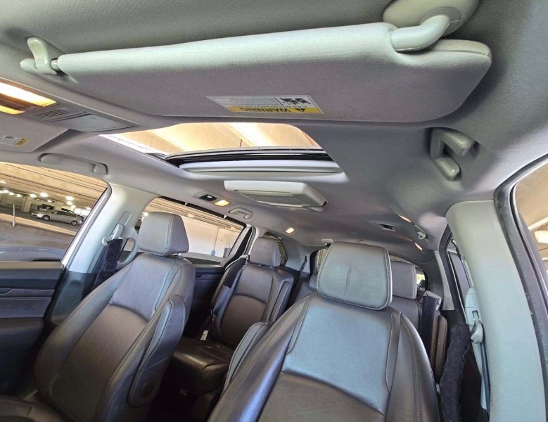 2020 Honda Odyssey EX-L - Photo 12