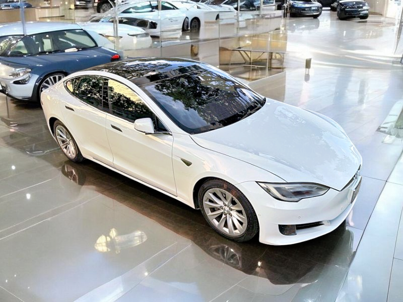 2016 Tesla Model S