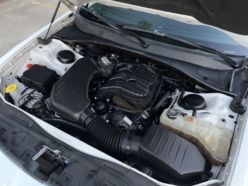 2021 Chrysler 300 Touring - Photo 7