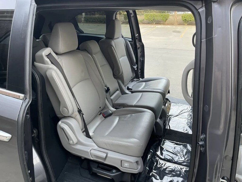 2019 Honda Odyssey EX-L - Photo 14
