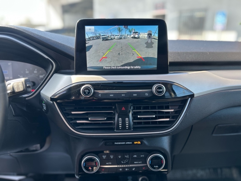 2021 Ford Escape SEL - Photo 10