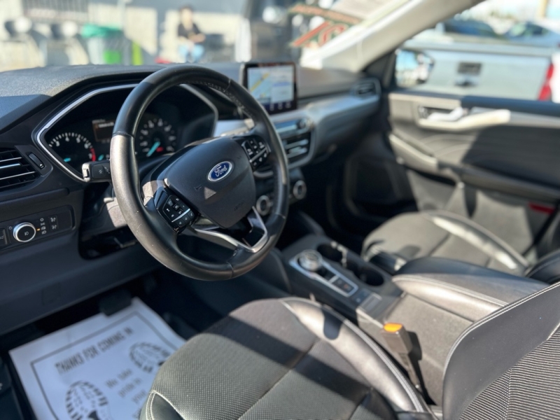 2021 Ford Escape SEL - Photo 11