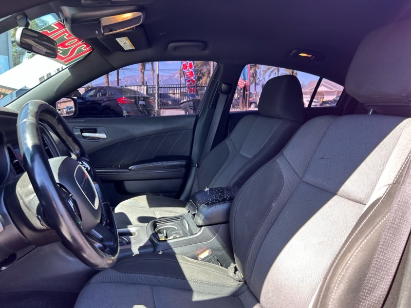 2020 Dodge Charger SXT - Photo 8