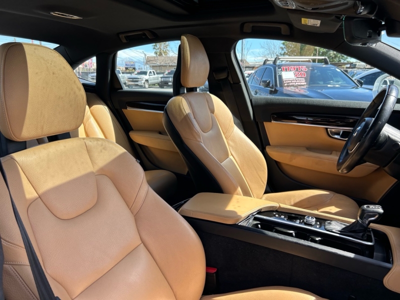 2017 Volvo S90 Momentum - Photo 11