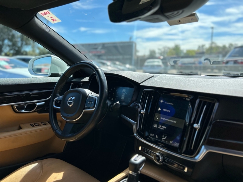2017 Volvo S90 Momentum - Photo 10