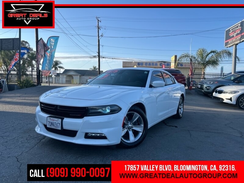 2016 Dodge Charger SXT's photo