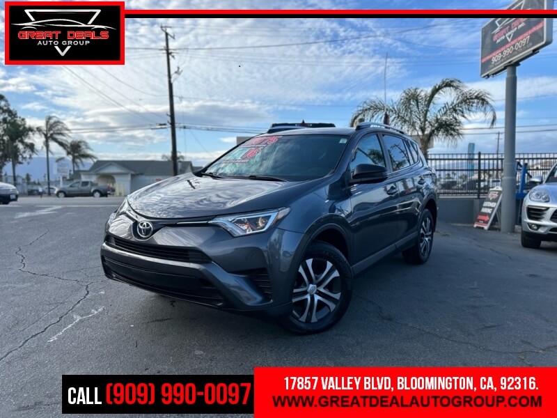 2016 Toyota RAV4 LE's photo