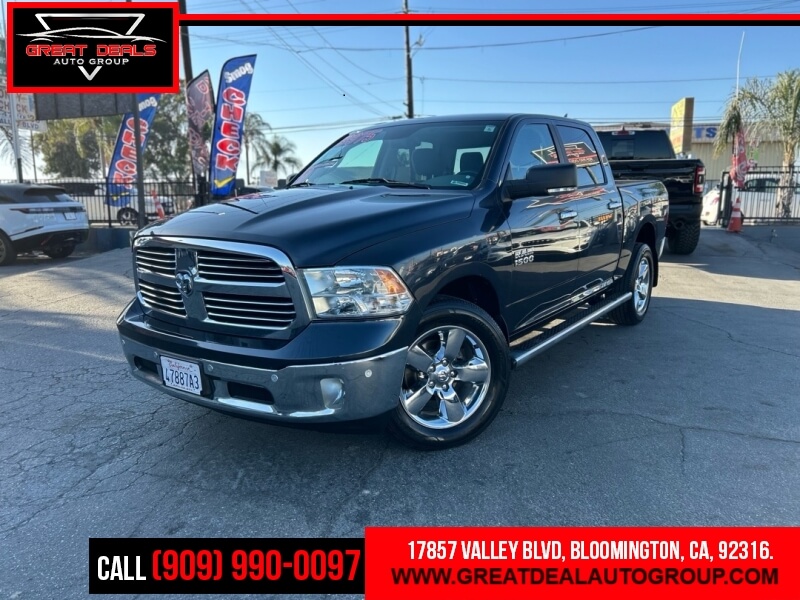 2018 RAM 1500 Big Horn 4x4 Crew Cab 5'7's photo