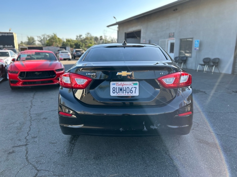 2017 Chevrolet Cruze LT Auto