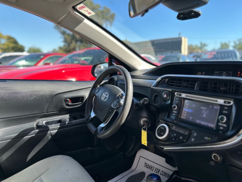 2018 Toyota Prius C 
