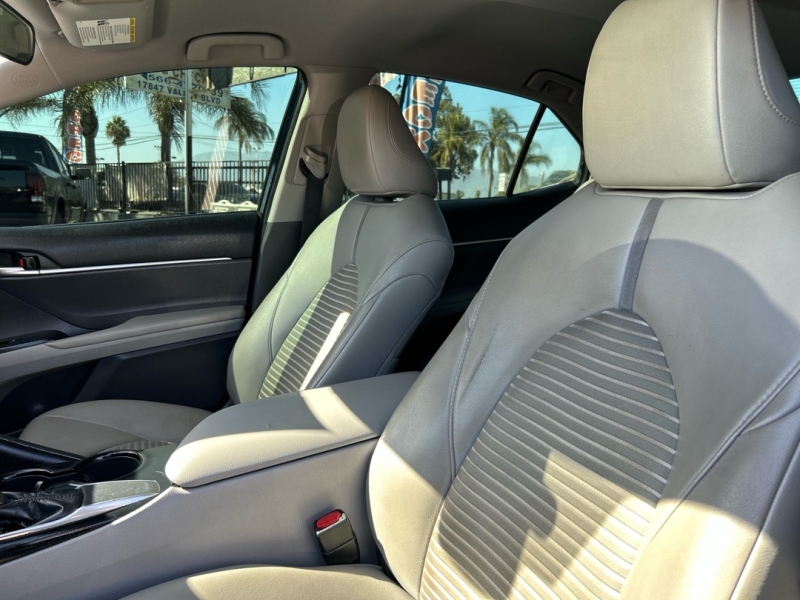 2019 Toyota Camry SE