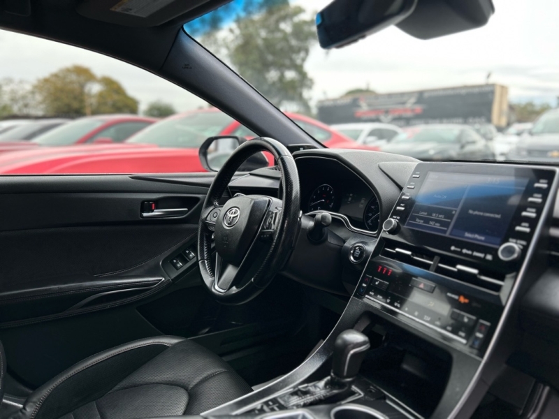 2019 Toyota Avalon XSE
