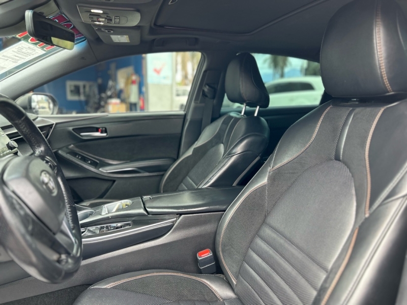 2019 Toyota Avalon XSE