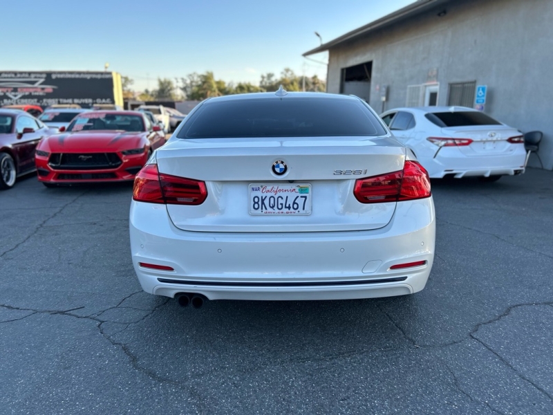 2016 BMW 3 Series 328i