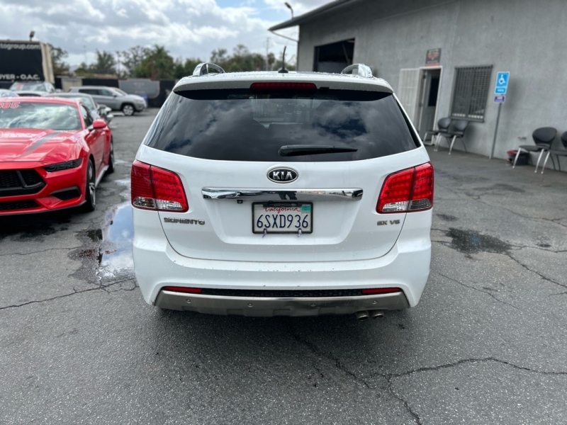 2011 Kia Sorento SX