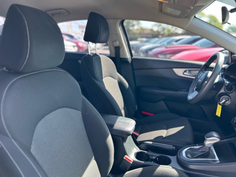 2022 Kia Forte FE