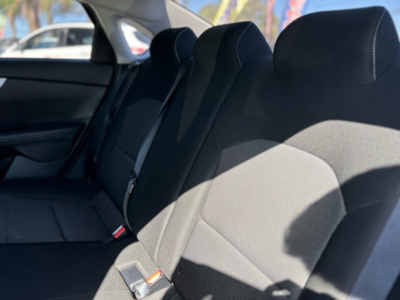 2022 Kia Forte FE