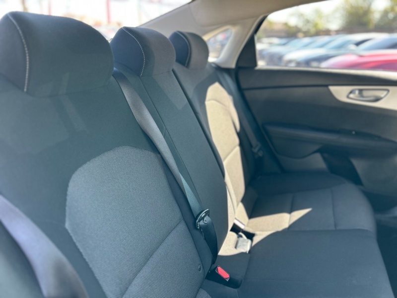 2022 Kia Forte FE