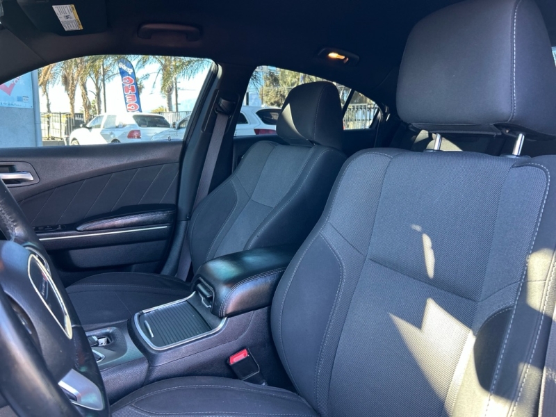 2015 Dodge Charger SXT