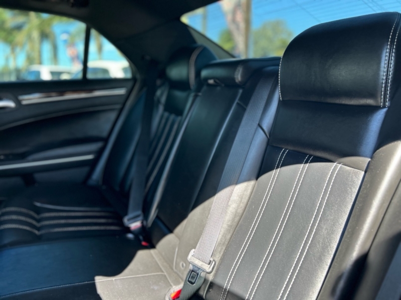 2019 Chrysler 300 S